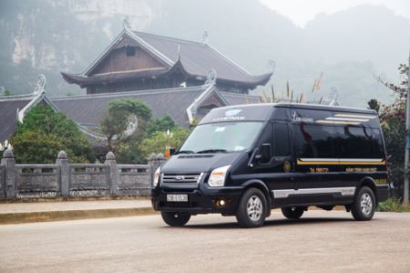 Ảnh của Xe Limousine Hà Nội đi Nam Định -  Nhà xe X.E Việt Nam